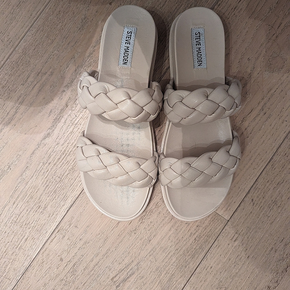 Steve Madden sandals